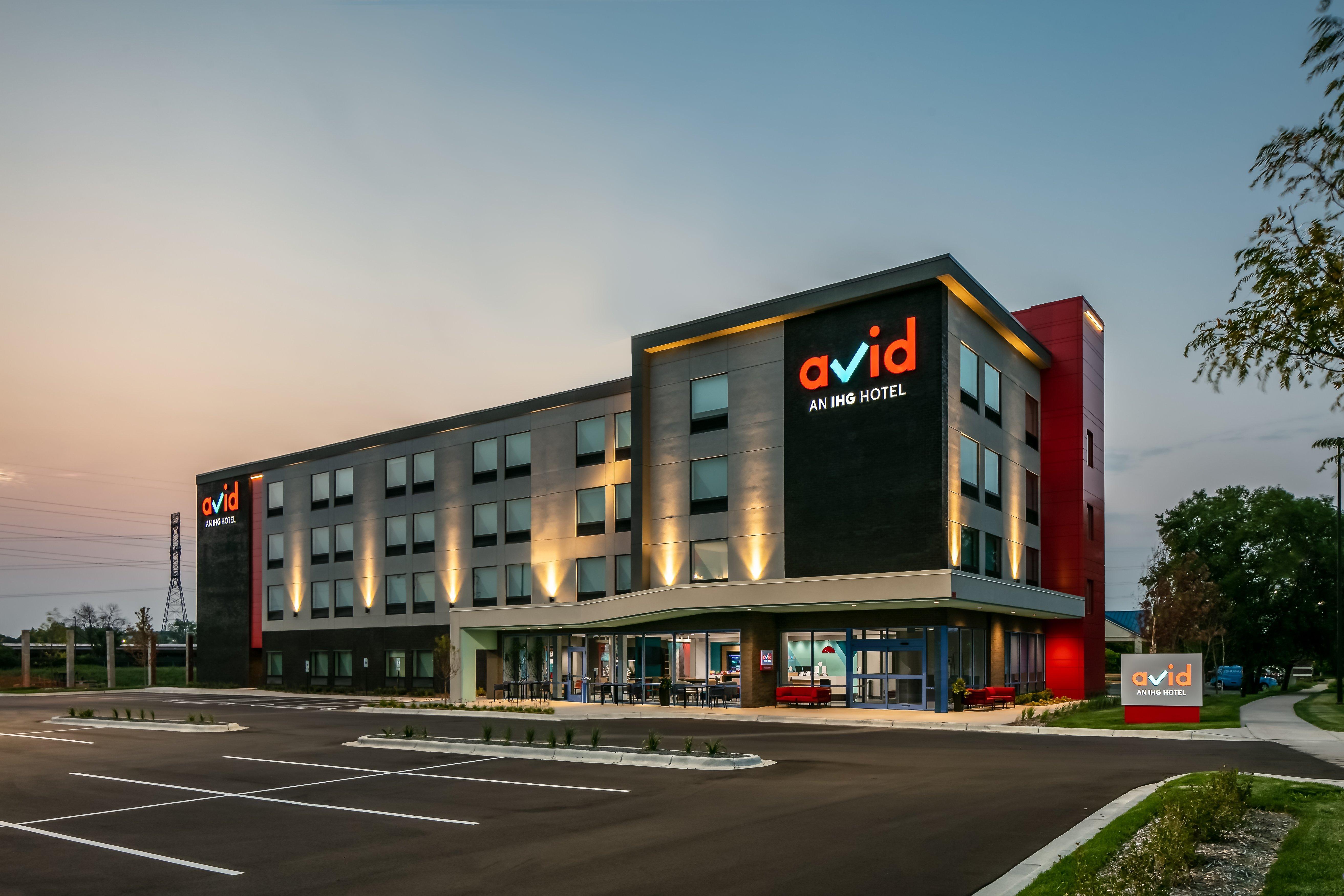 Avid Hotels - Roseville - Minneapolis North, An Ihg Hotel Экстерьер фото